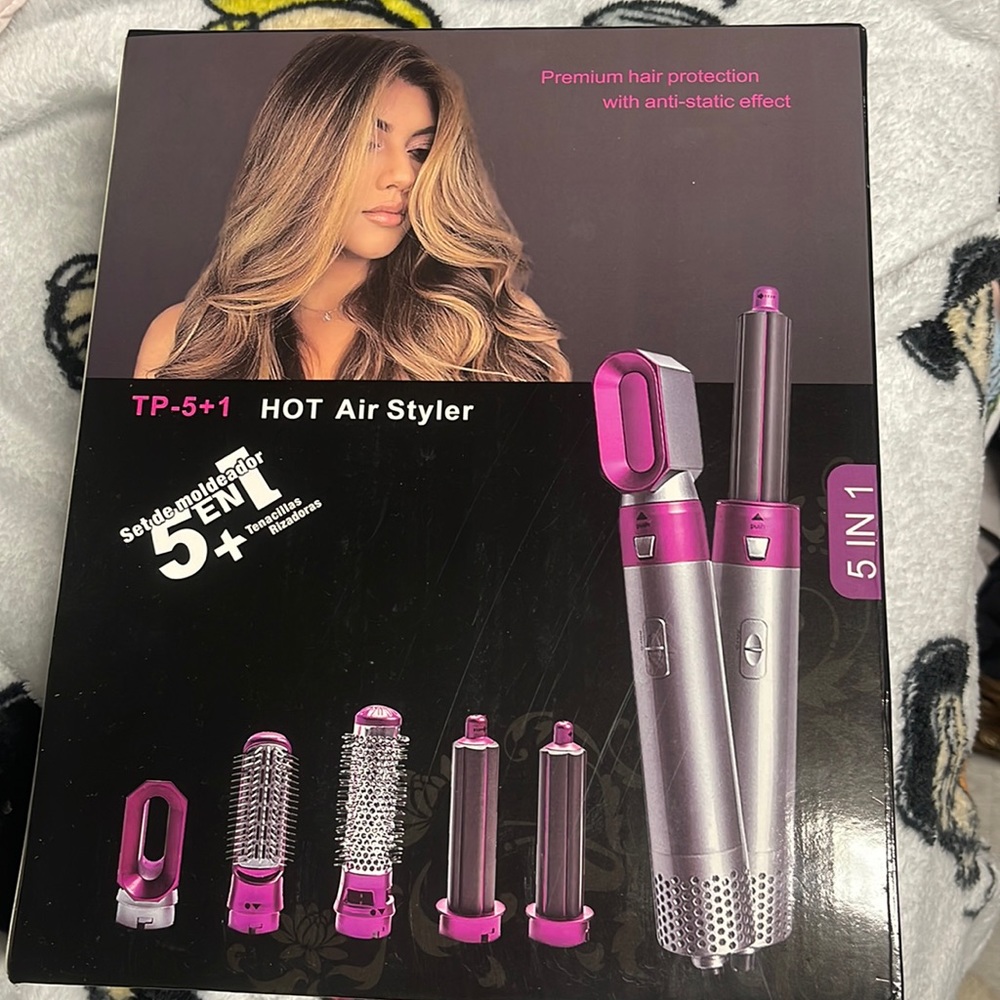 Hair styling tool based off D—son